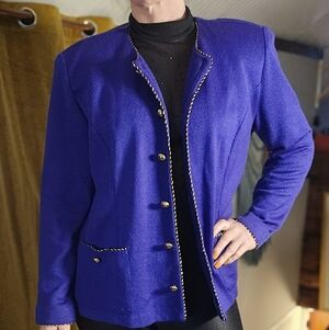 Vintage Elegant Women's Blazer in Rich Blue with Gold Details